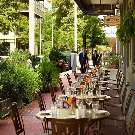 Omni Riverfront New Orleans Hotel Exterior photo