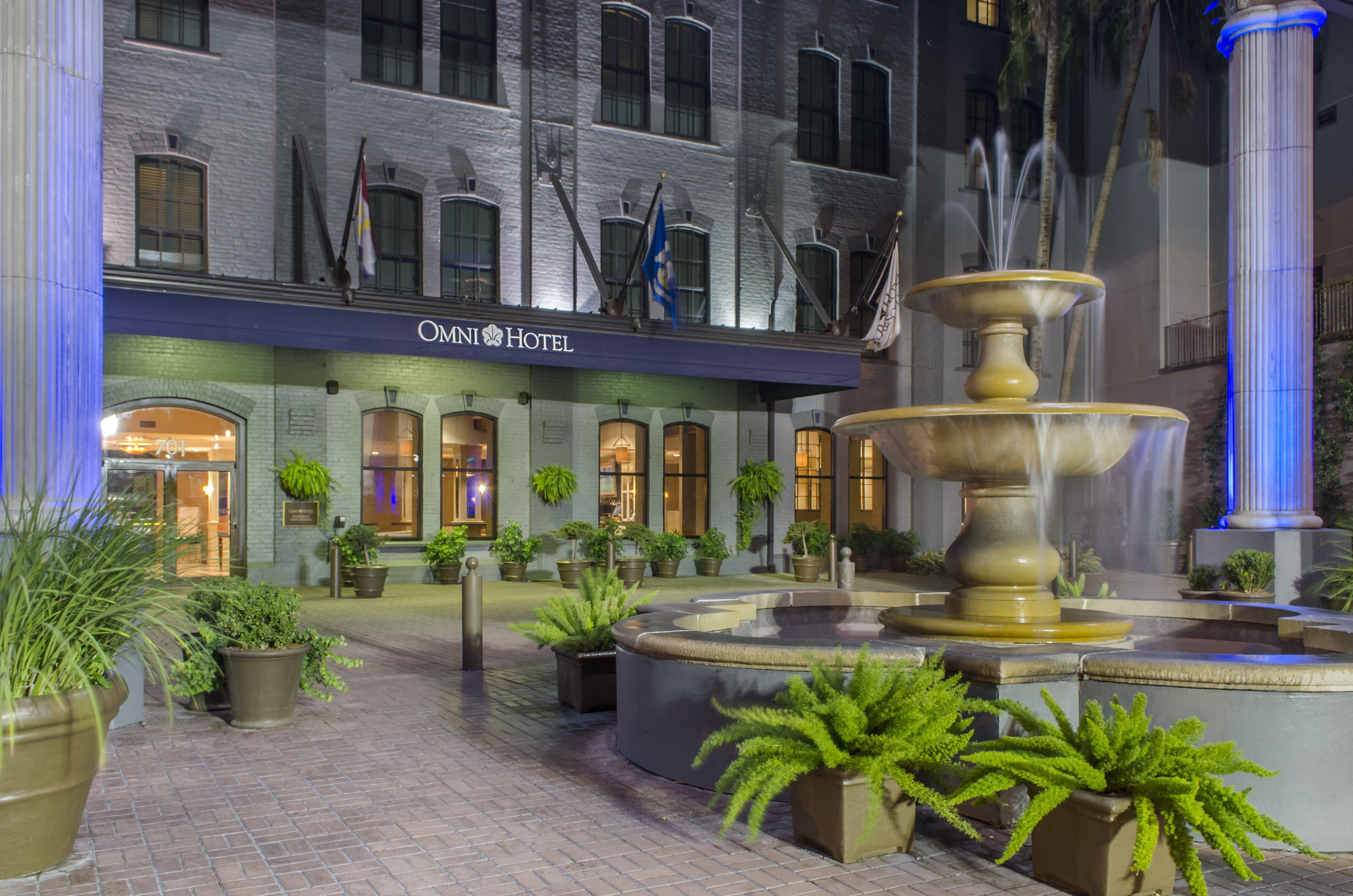 Omni Riverfront New Orleans Hotel Exterior photo